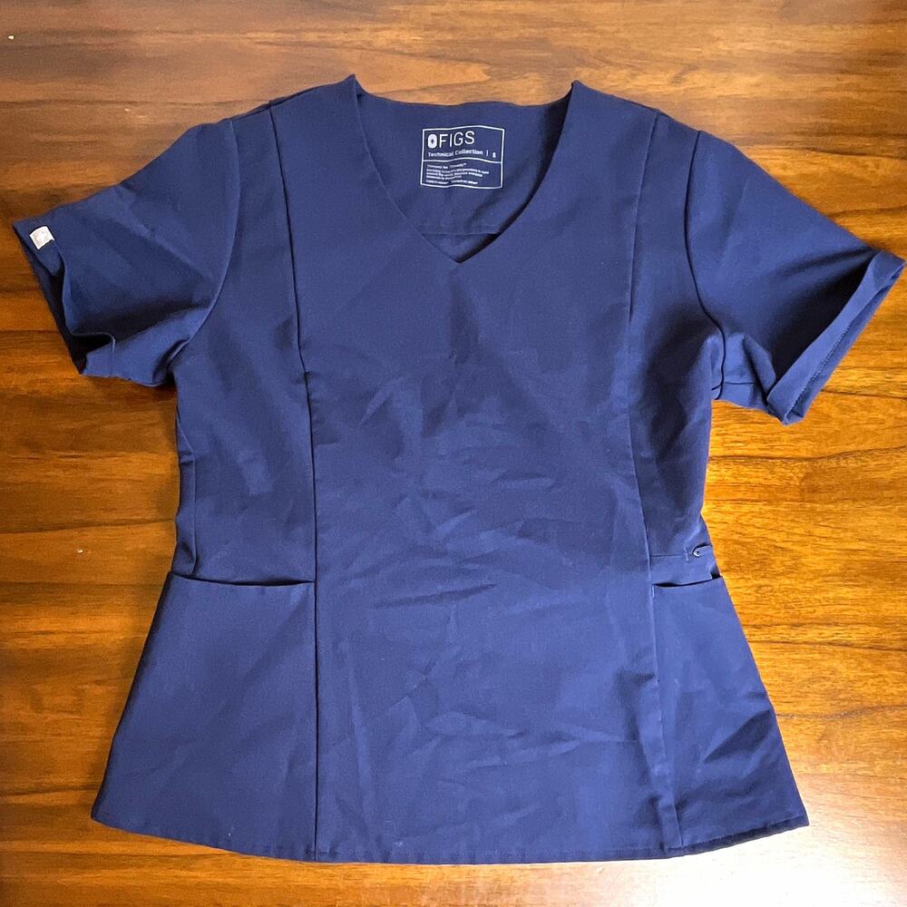 FIGS Technical Collection Womens Navy Solid Scrub Top Sz Small W20SW1040 PO 1725